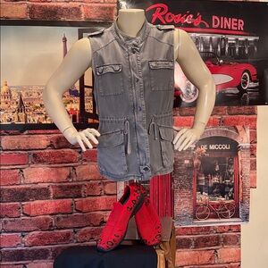 Per Se Light Gray Vest